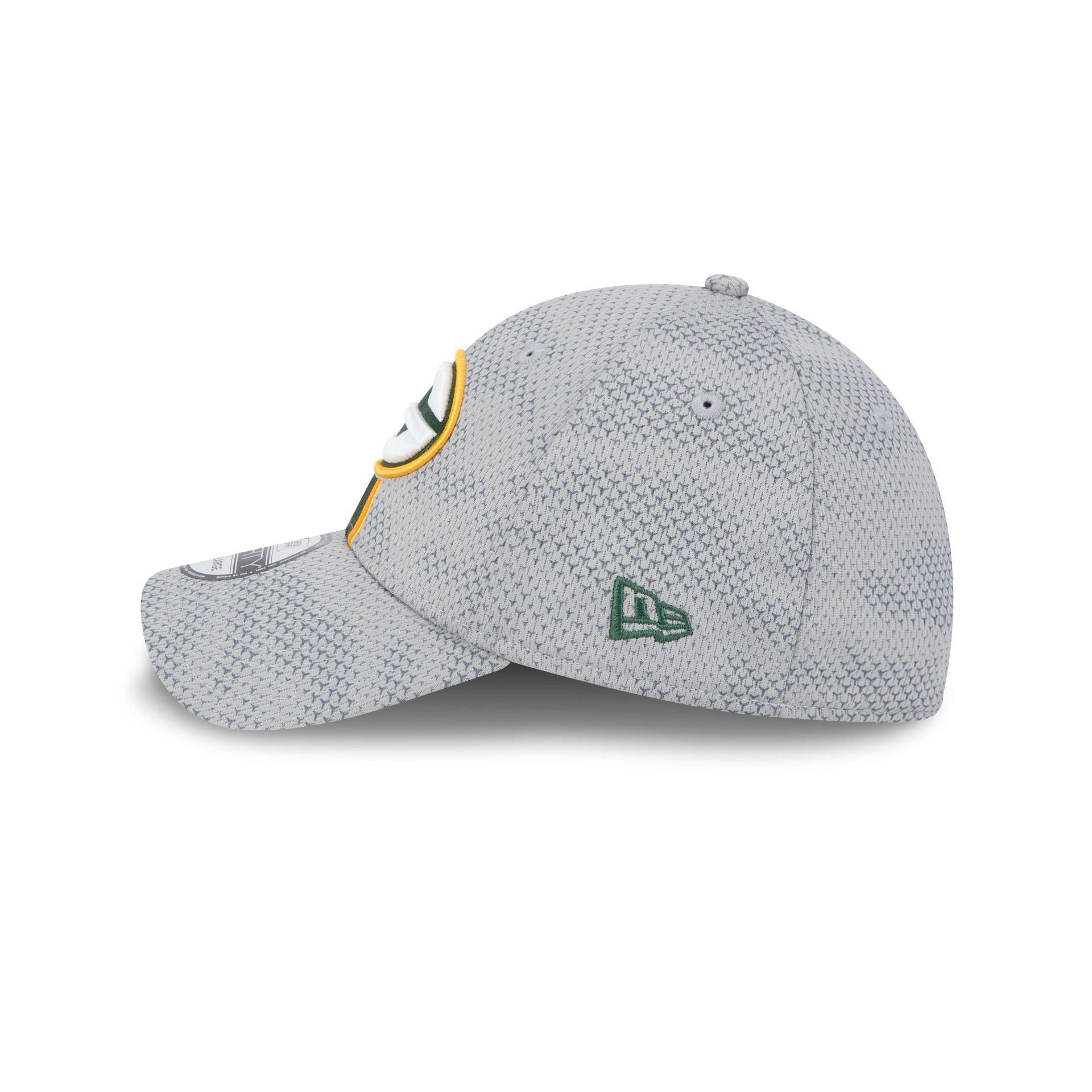 Green Bay Packers 2024 Sideline Gray 39THIRTY Stretch Fit Hat Male Product Image