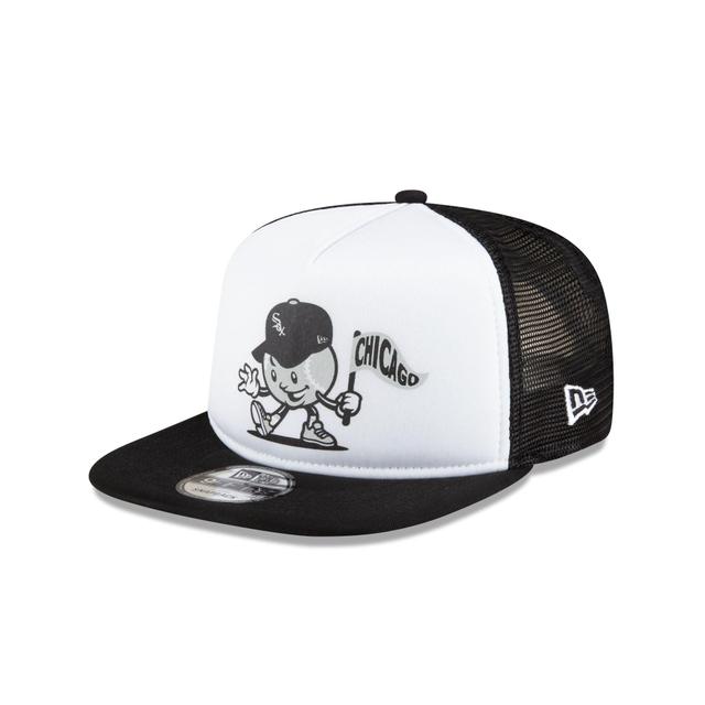 Chicago White Sox Court Sport 9FIFTY A-Frame Trucker Hat Male Product Image