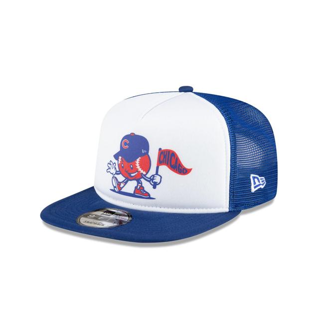 Chicago Cubs Court Sport 9FIFTY A-Frame Trucker Hat Male Product Image