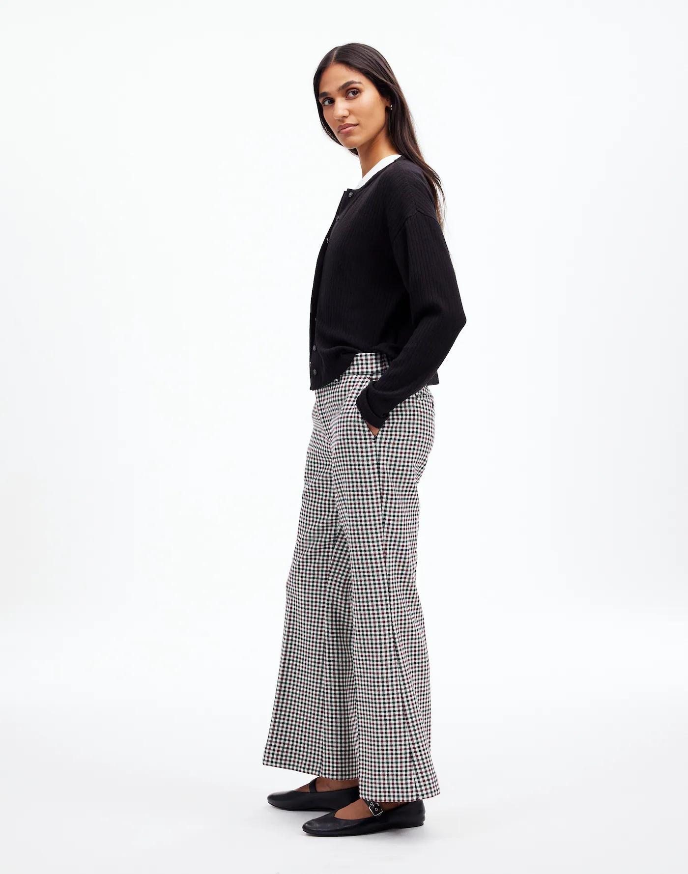 Petite Kick Out Crop Pants in Stretch Twill Product Image