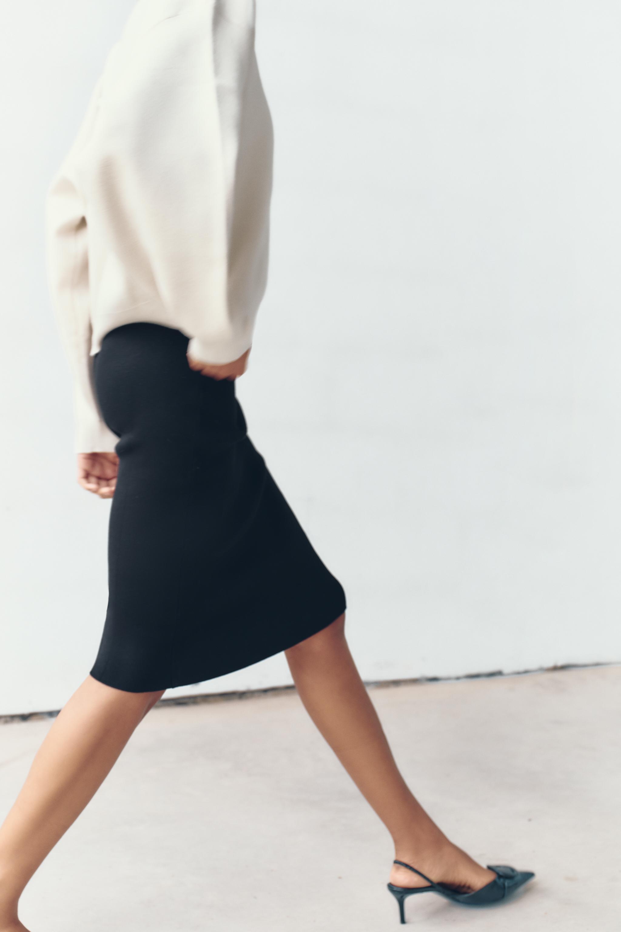 KNIT MIDI SKIRT Product Image