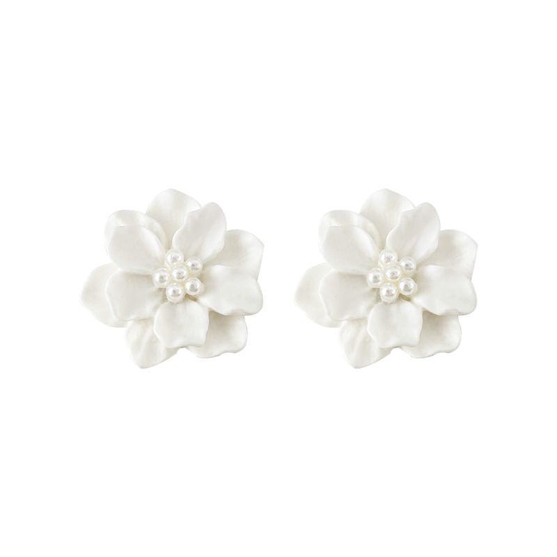 Floral Faux Pearl Resin Stud Earring Product Image