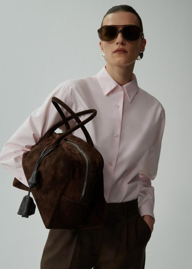 Classic cotton shirt in pink Product Image