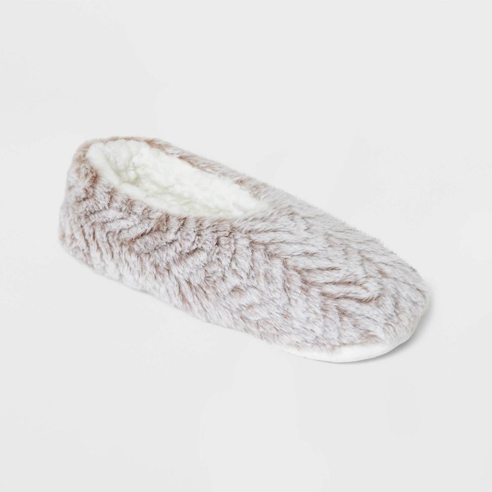 Women's Faux Fur Cozy Pull-On Slipper Socks with Grippers - Auden™ Product Image