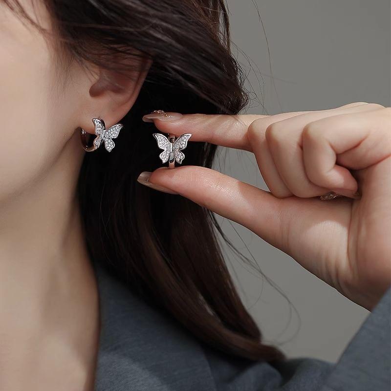 Butterfly Rhinestone Alloy Ear Cuff Product Image