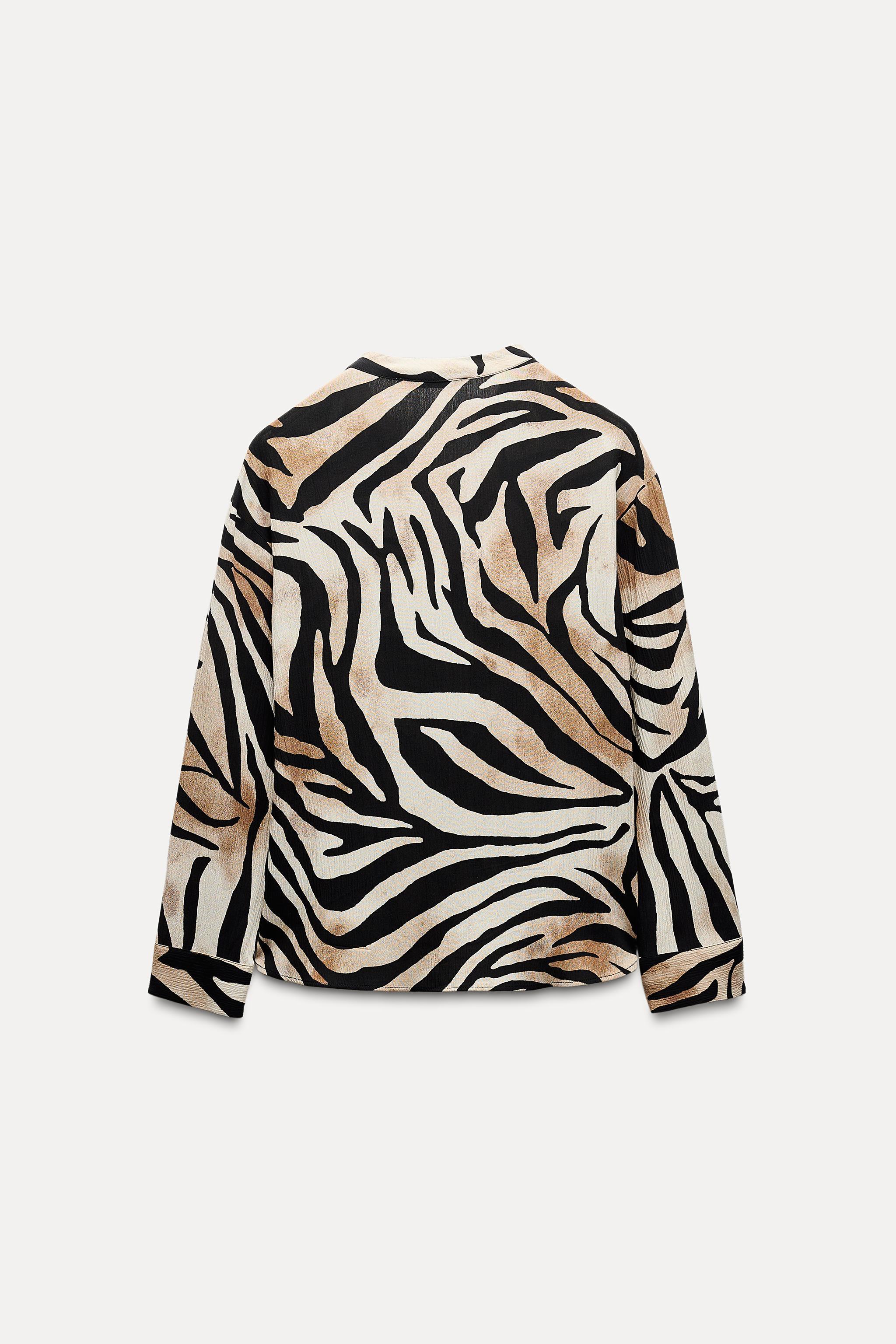 FLOWY ANIMAL PRINT SHIRT Product Image