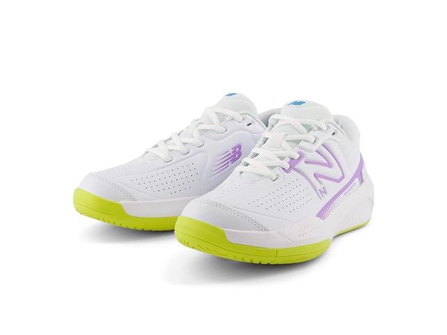 New Balance WCH696v5 Black) Women's Shoes Product Image