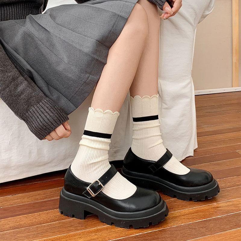 Contrast Trim Socks / Set Product Image