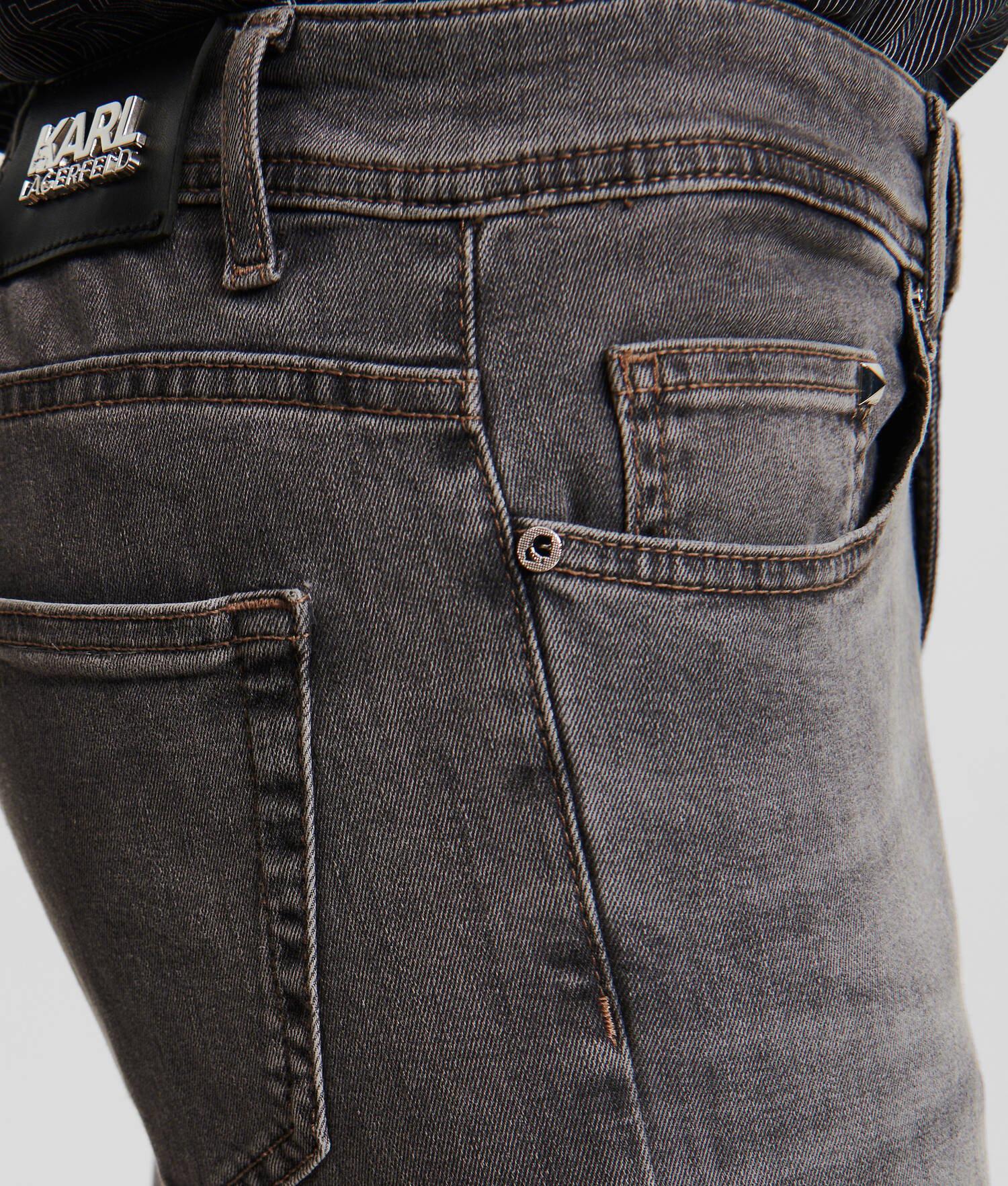 CLASSIC JEANS Product Image