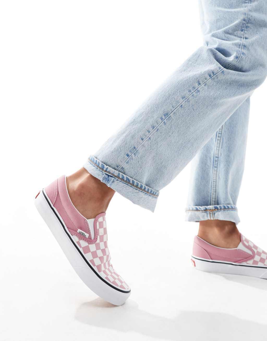 Vans Classic Slip-On sneakers in pink checkerboard print Product Image