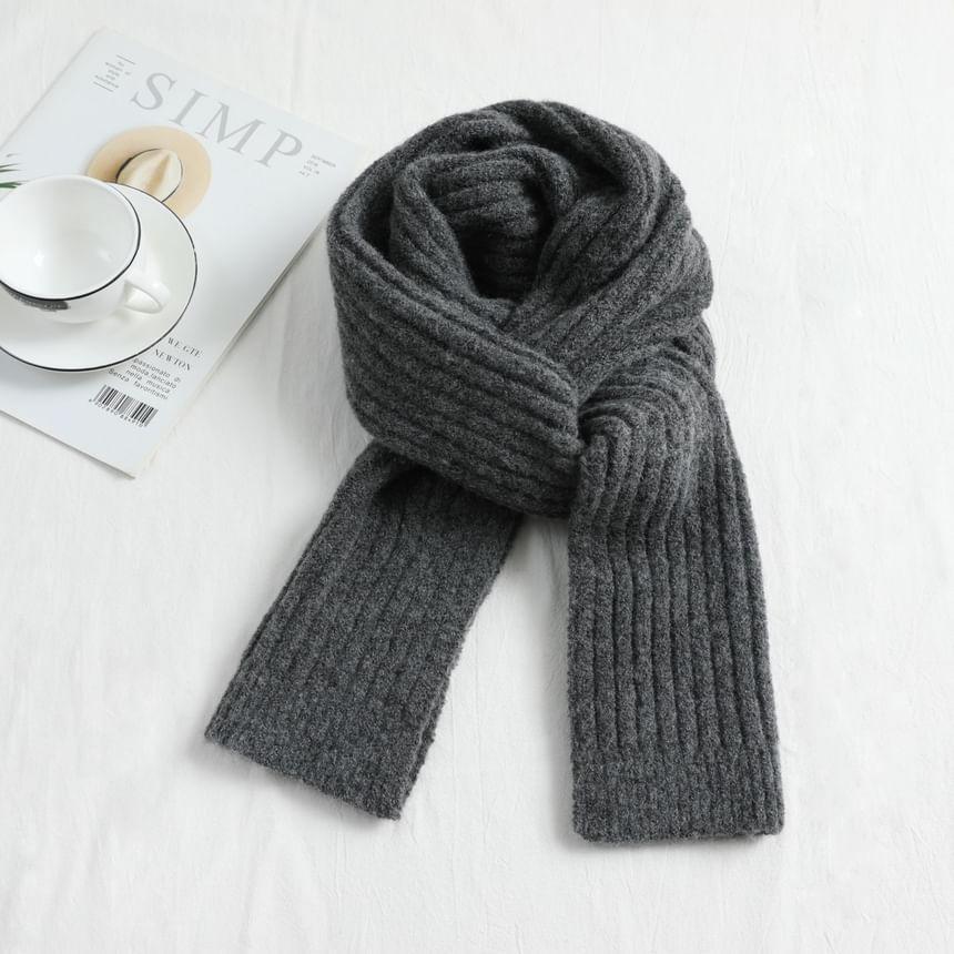 Plain Ribbed Scarf Product Image