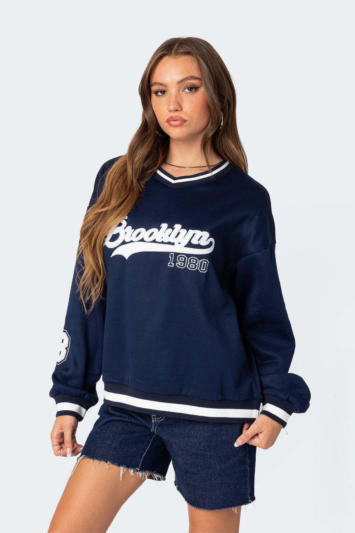 Babe Oversized Sweatshirt Product Image