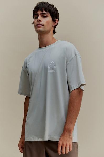 Loose Fit Sports Shirt in DryMove™ Product Image