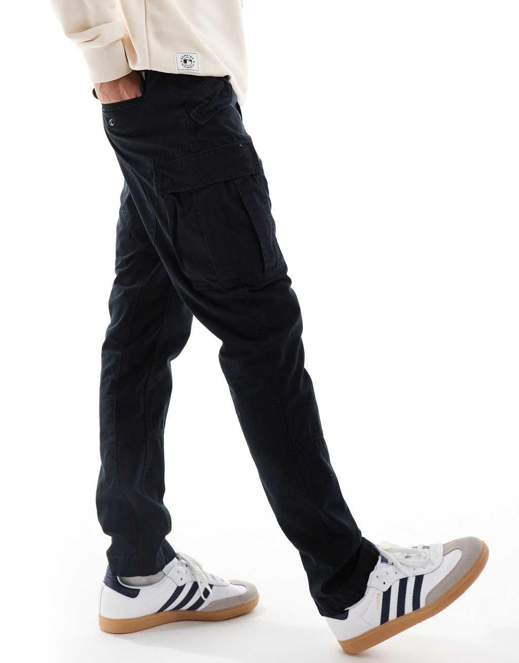 Polo Ralph Lauren slub canvas slim fit cargo pants in black Product Image