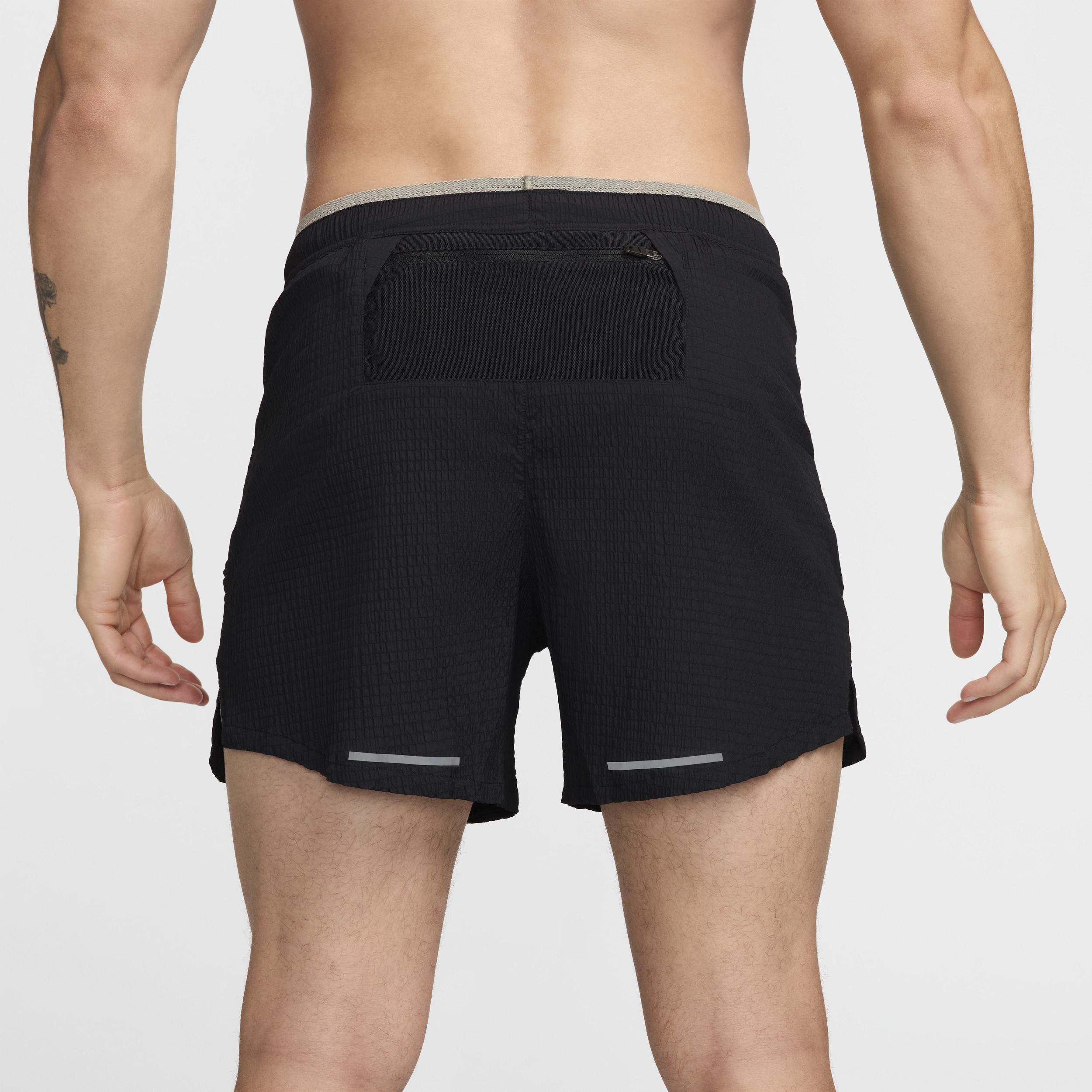 Nike Men's Stride Running Division Dri-FIT 5" Brief-Lined Running Shorts Product Image