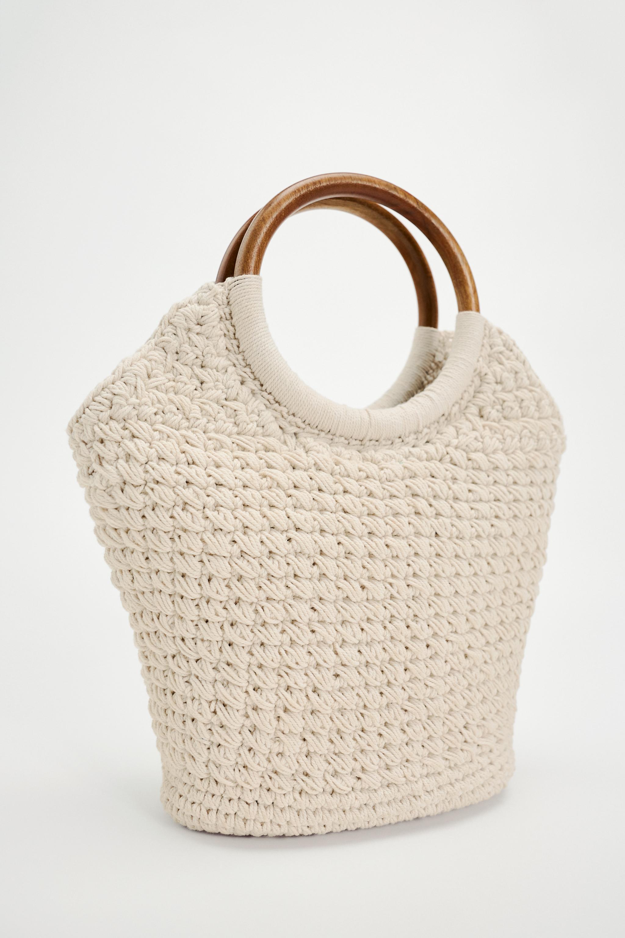 MACRAMÉ BUCKET BAG Product Image