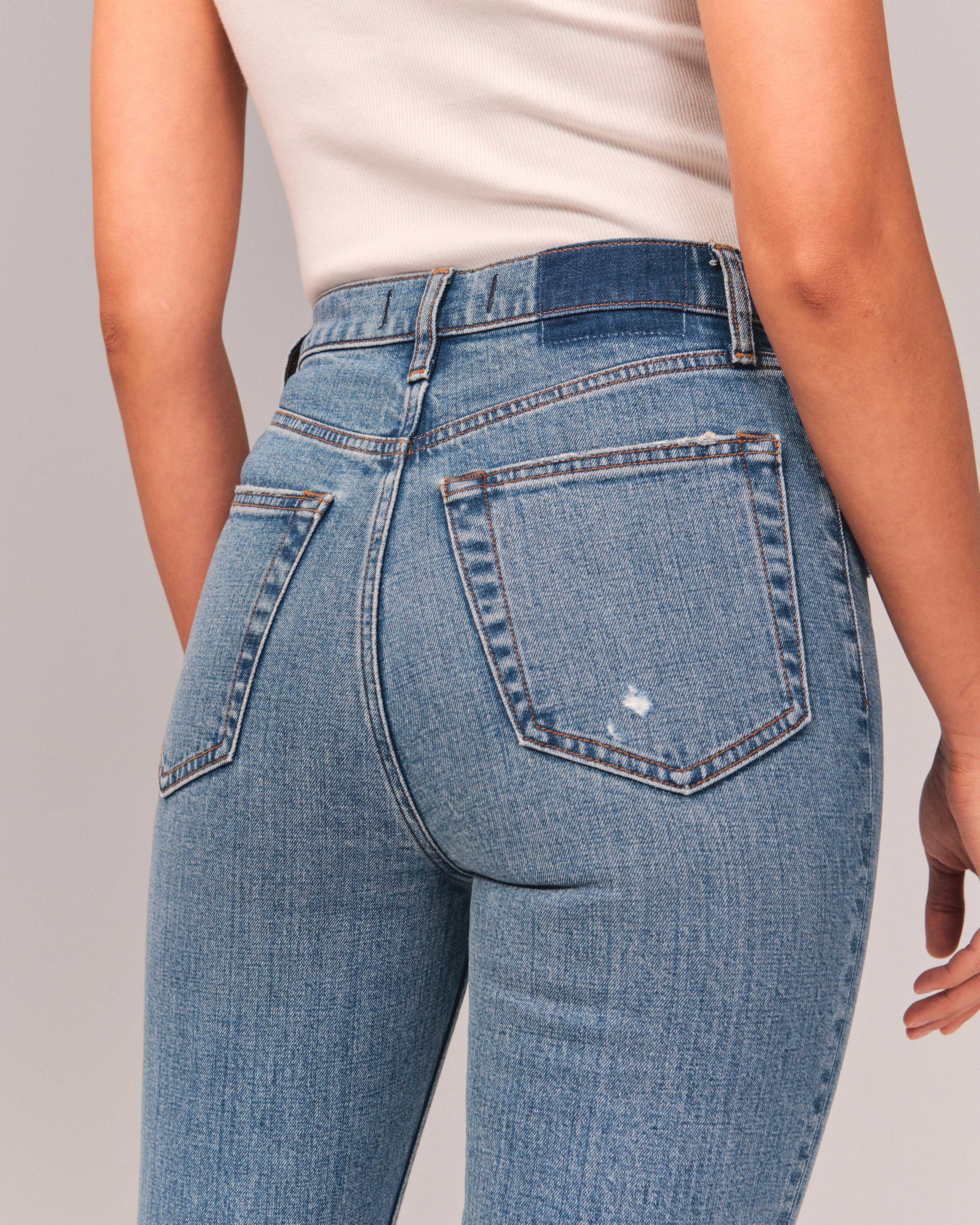 Ultra High Rise 90s Slim Straight Jean Product Image