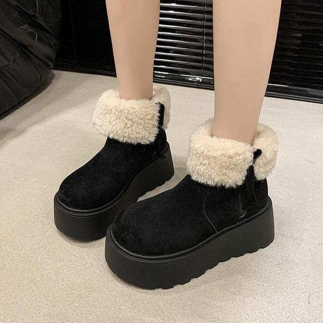 Platform Plain Zip Short Snow Boots Product Image