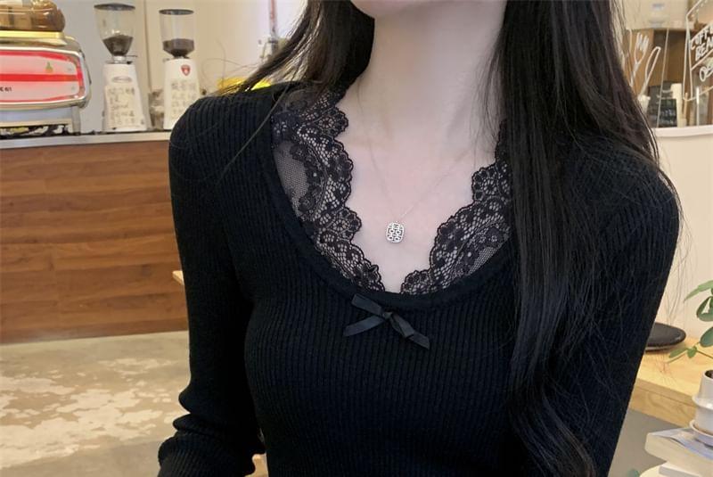 Long-Sleeve V-Neck Plain Lace Panel Bow Accent Slim Fit Knit Top Product Image