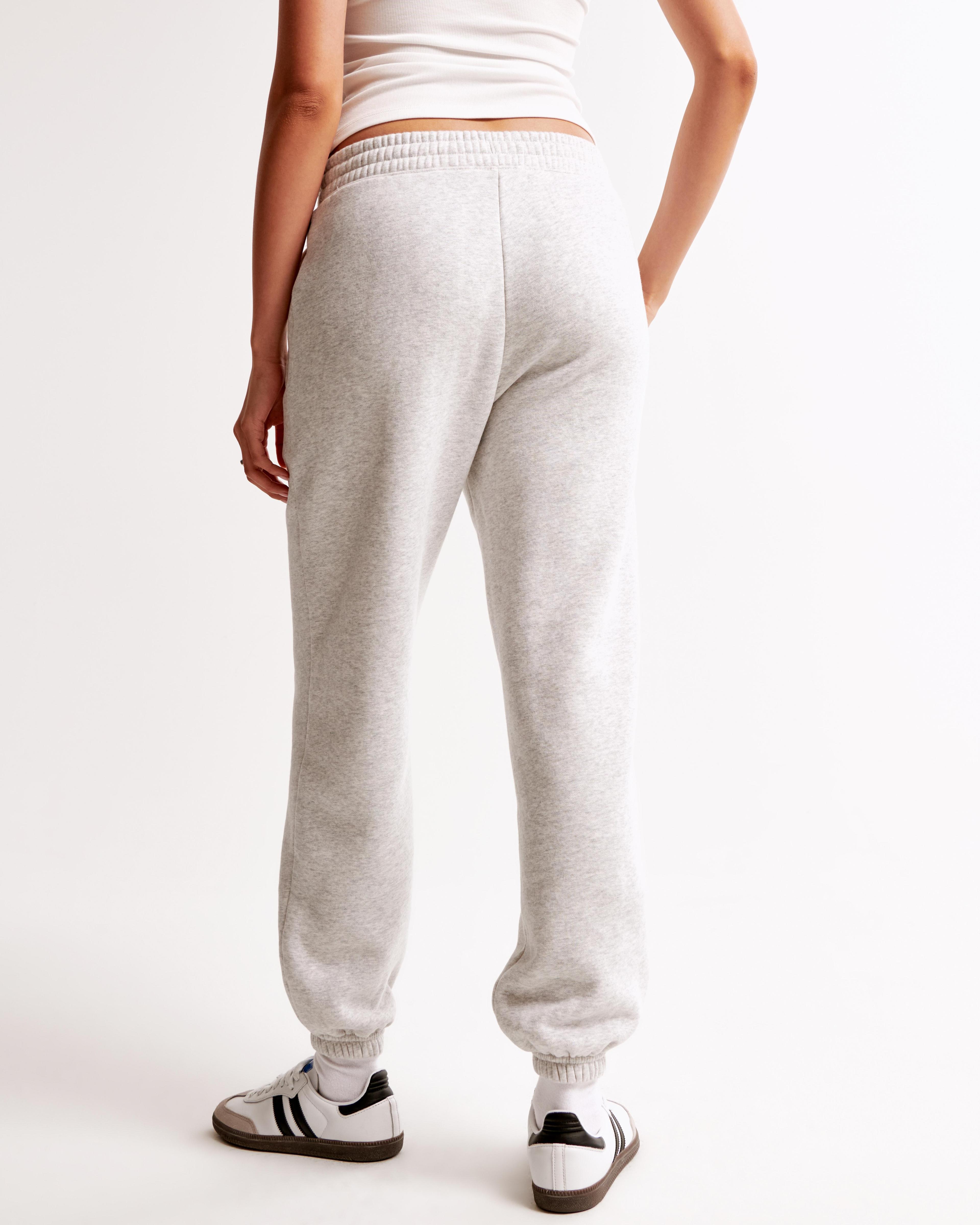 Essential Sunday Sweatpant Product Image