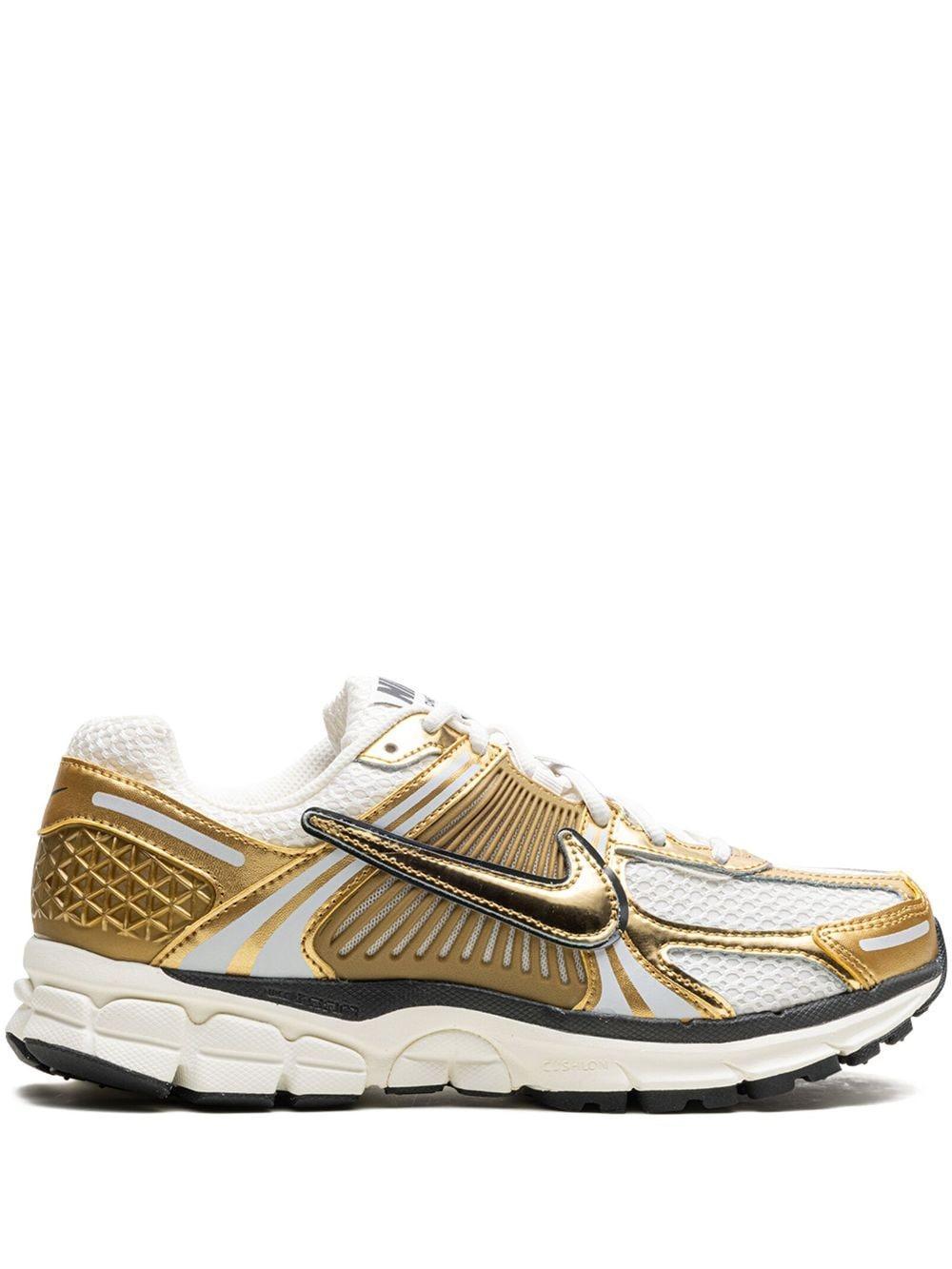 NIKE Wmns Zoom Vomero 5 Gold Sneakers Photon Dust / Metallic Gold In Multicolor Product Image