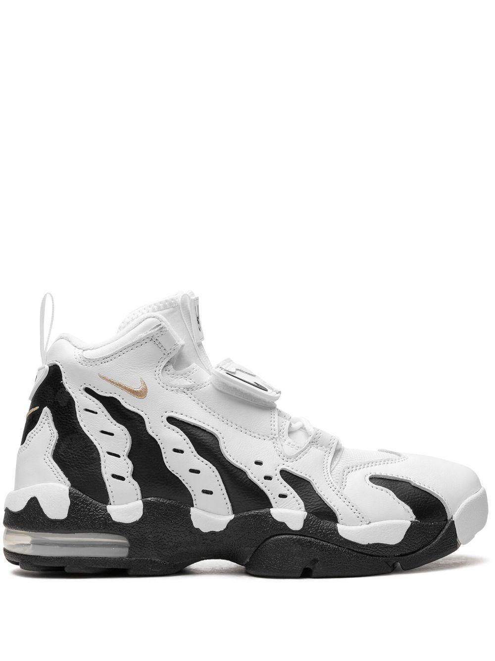 NIKE Air Dt Max '96 "colorado Away" Sneakers In White/black/vegas Gold Product Image