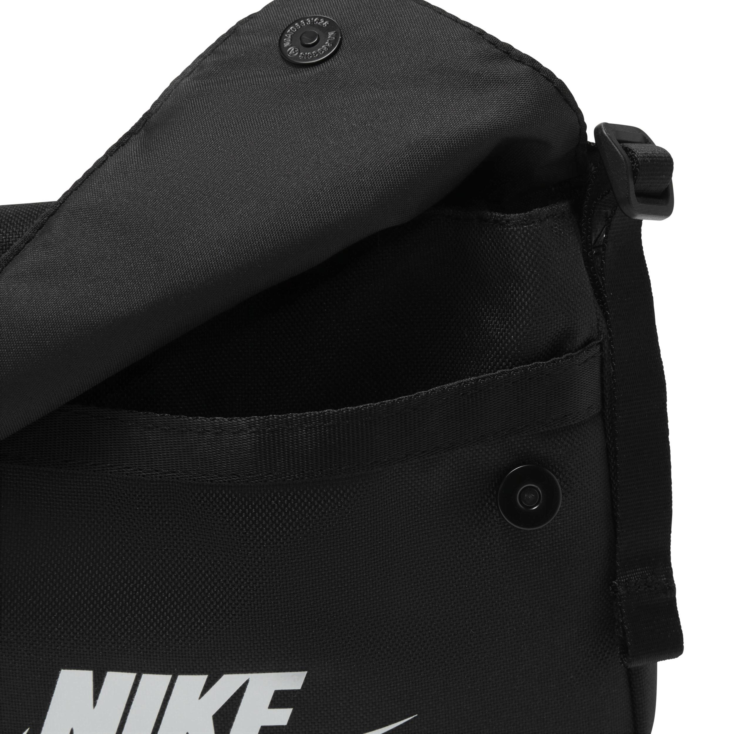 Womens Nike Sportswear Futura 365 Crossbody Bag (3L) Product Image