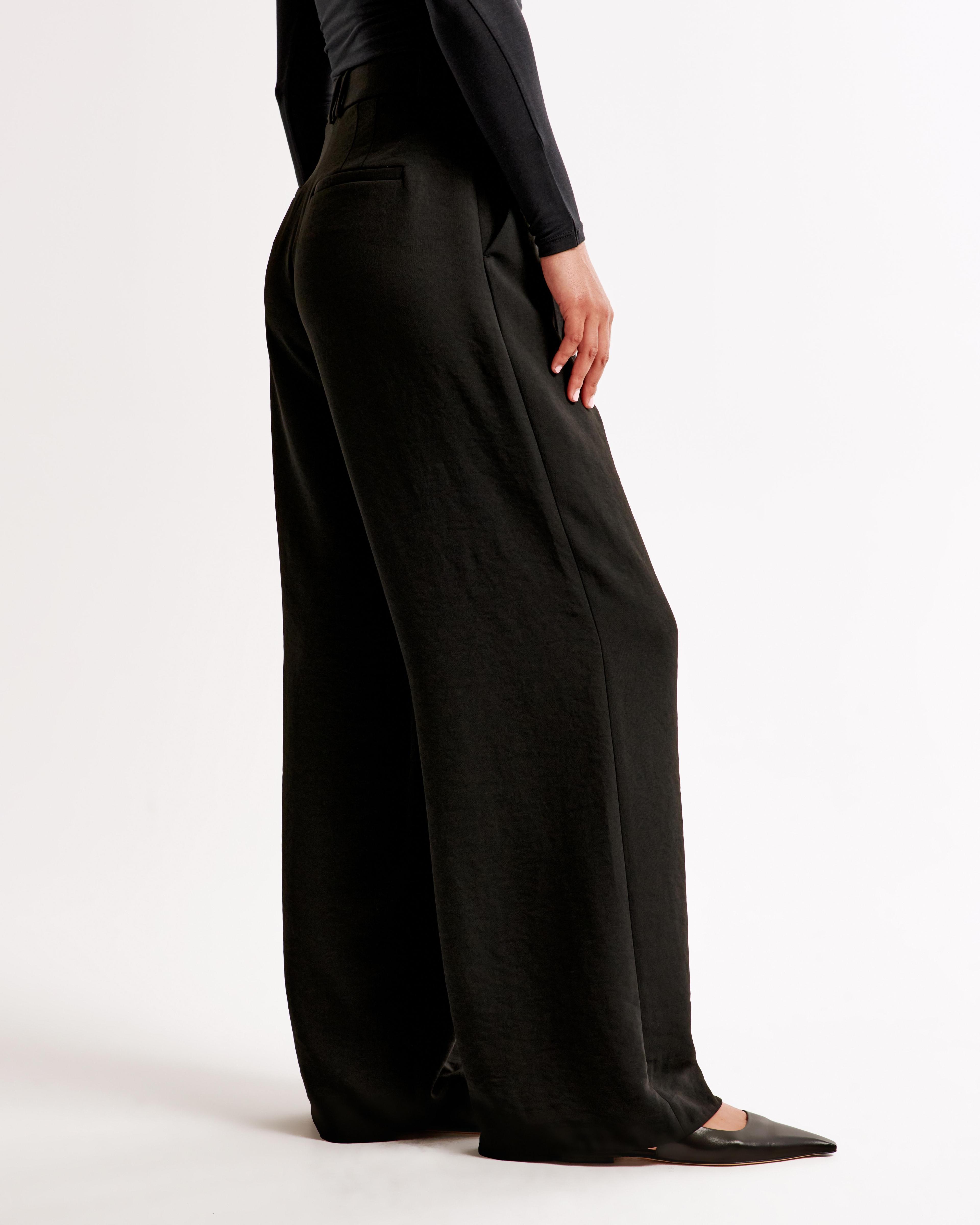 Curve Love A&F Harper Tailored Premium Crepe Ultra-Wide Leg Pant Product Image