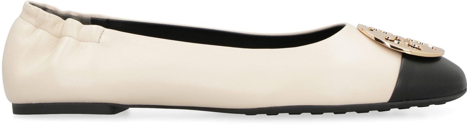 TORY BURCH Claire Leather Ballet Flats In White Product Image