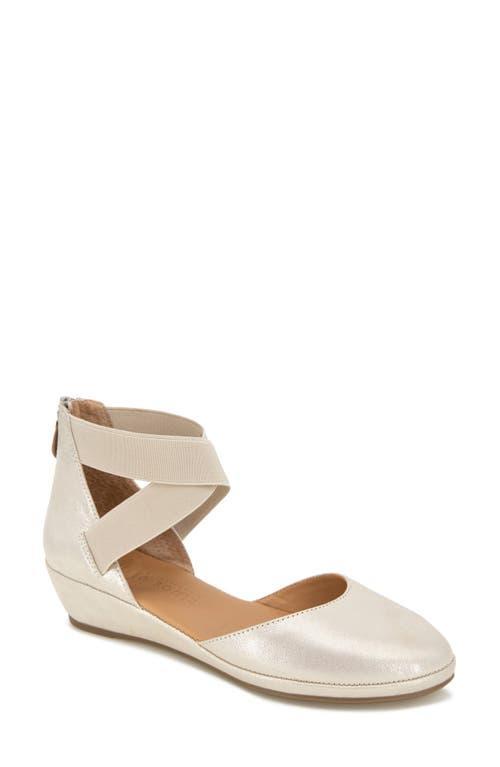 Gentle Souls by Kenneth Cole Womens Noa Crisscross Demi Wedge Pumps Product Image