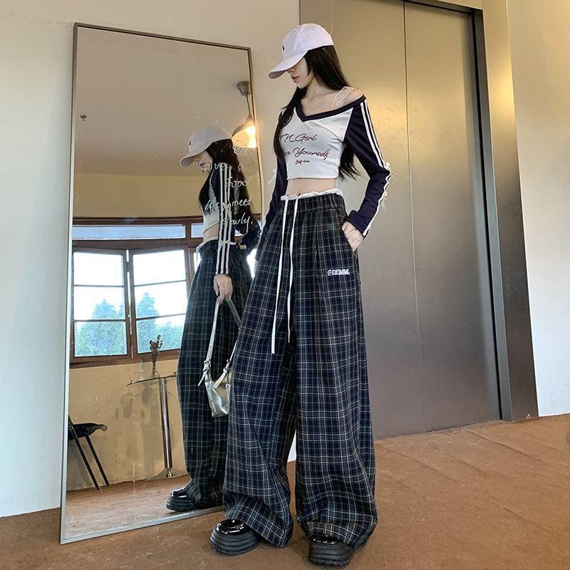 High Waist Plaid Wide Leg Pants Product Image