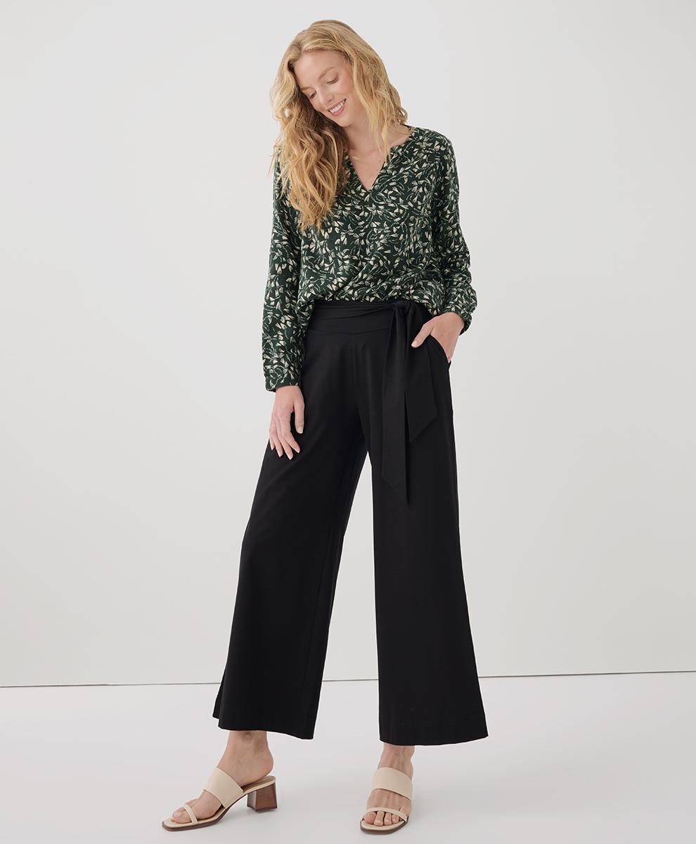 Womens Fit & Flare Pull-On Pant M Product Image