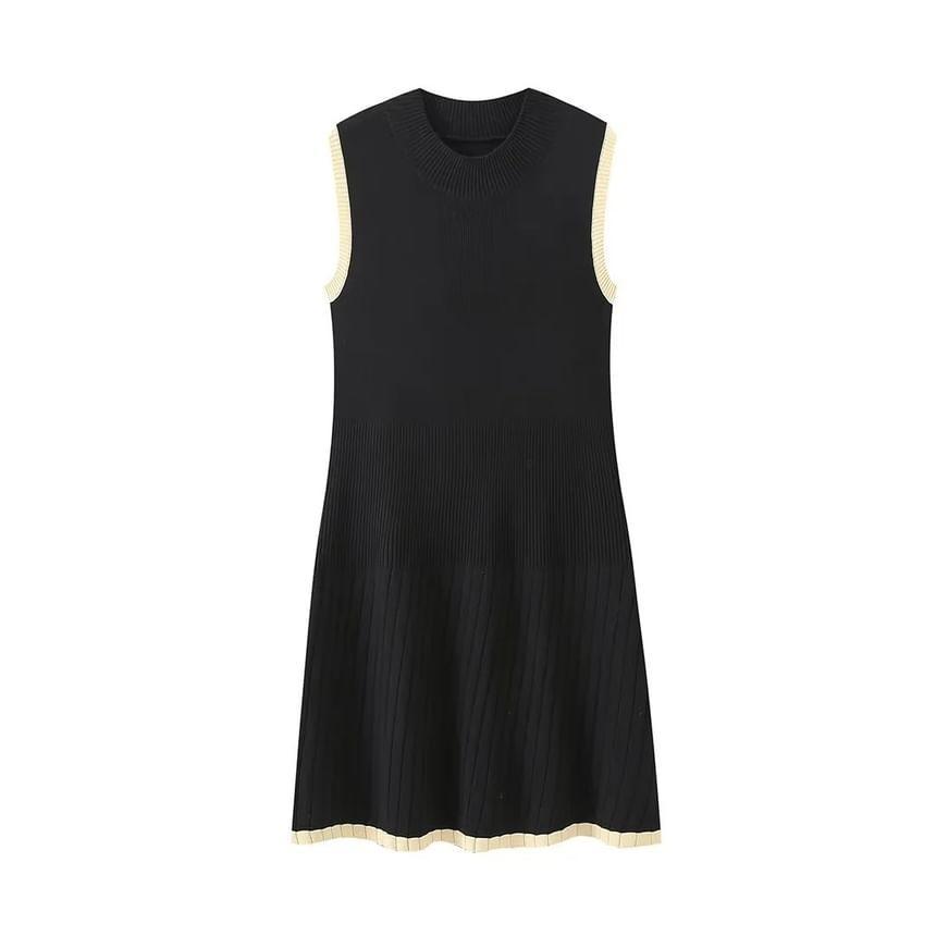 Sleeveless Contrast-Trim Knitted Slim-Fit Mini A-Line Dress Product Image