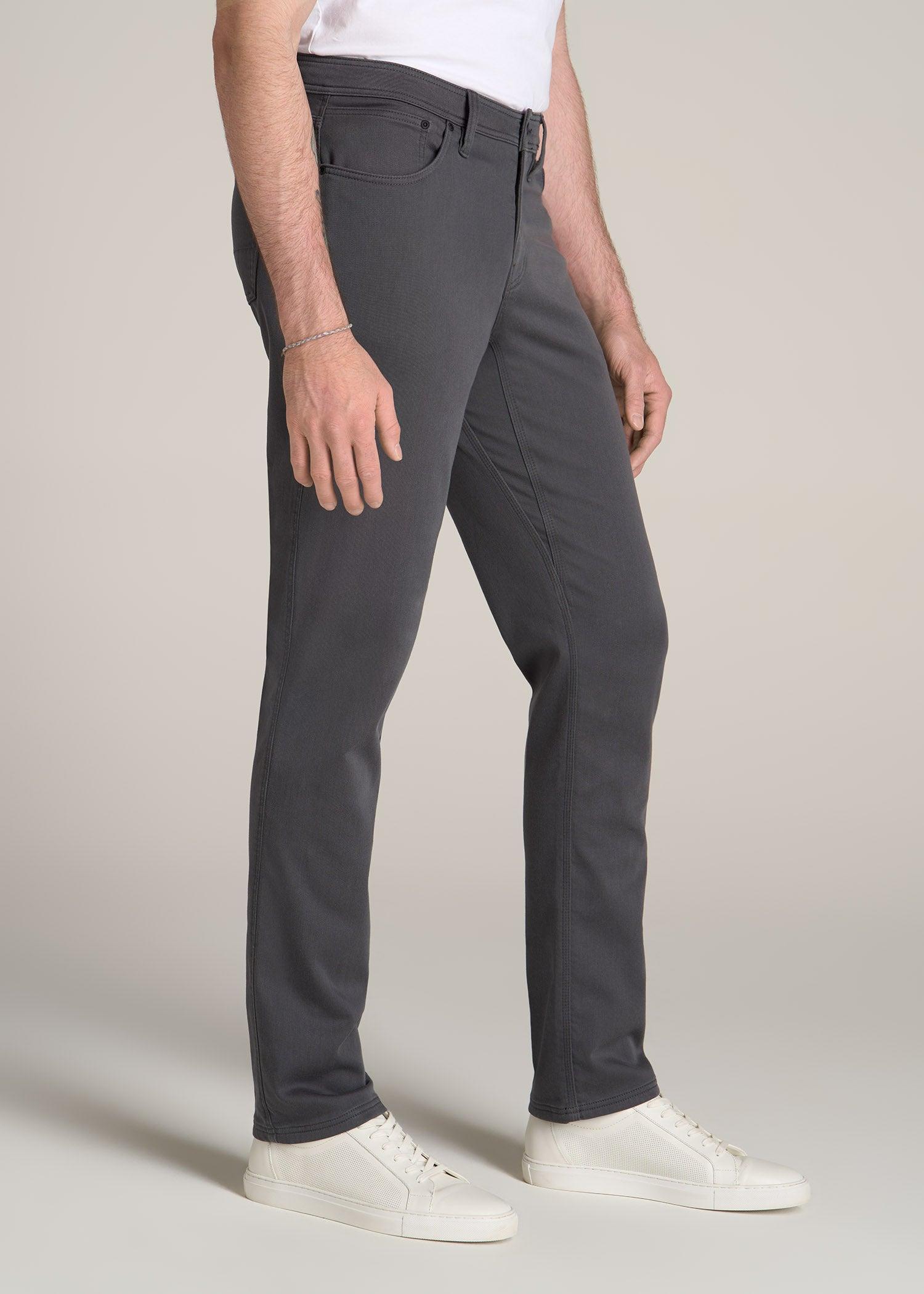 Everyday Comfort 5-Pocket TAPERED-FIT Pant for Tall Men in Iron Grey Male Product Image