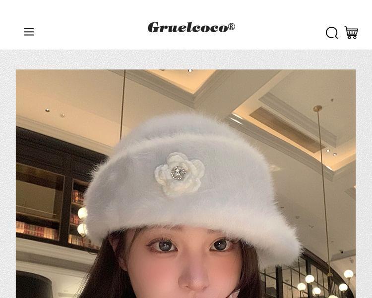 Rhinestone Knit Beret Product Image