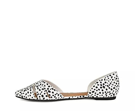 Journee Collection Womens Brandee Flat Product Image