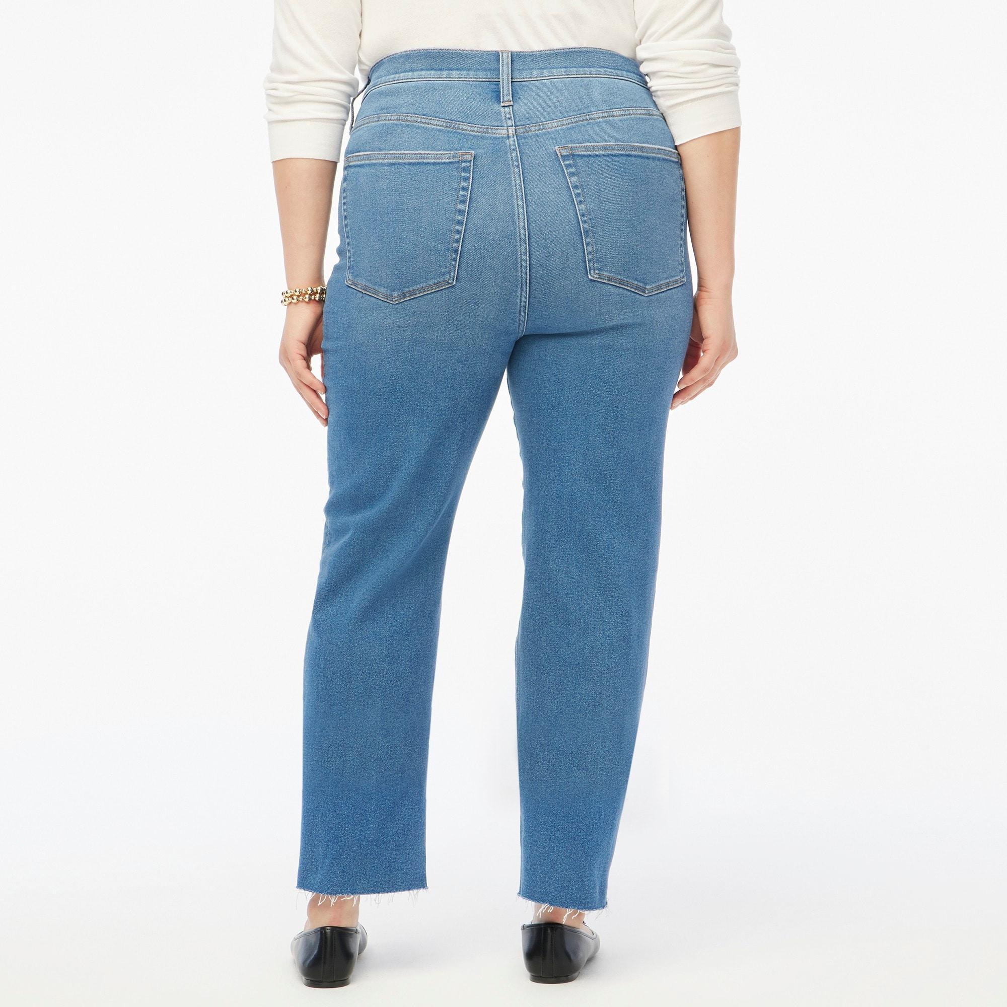 Stovepipe jean with cut hem in signature stretch+ Product Image