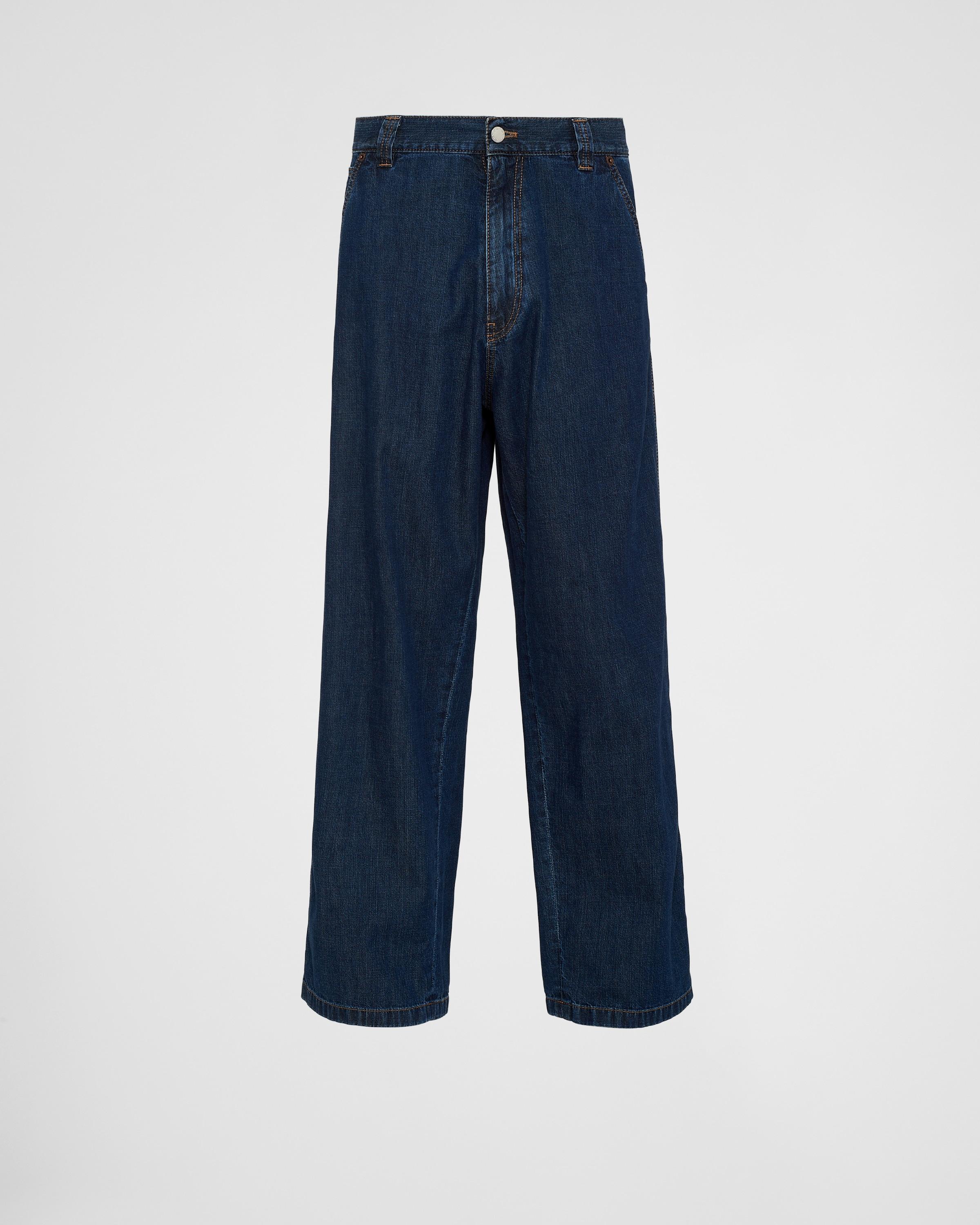 Light denim jeans Product Image