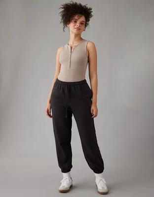 AE High-Waisted Baggiest Fleece Jogger product image