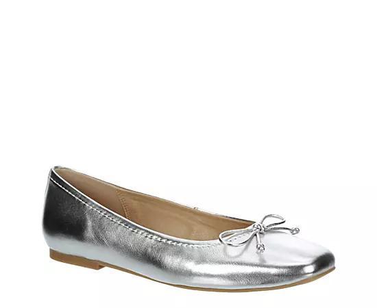 Xappeal Womens Avery Flat Product Image