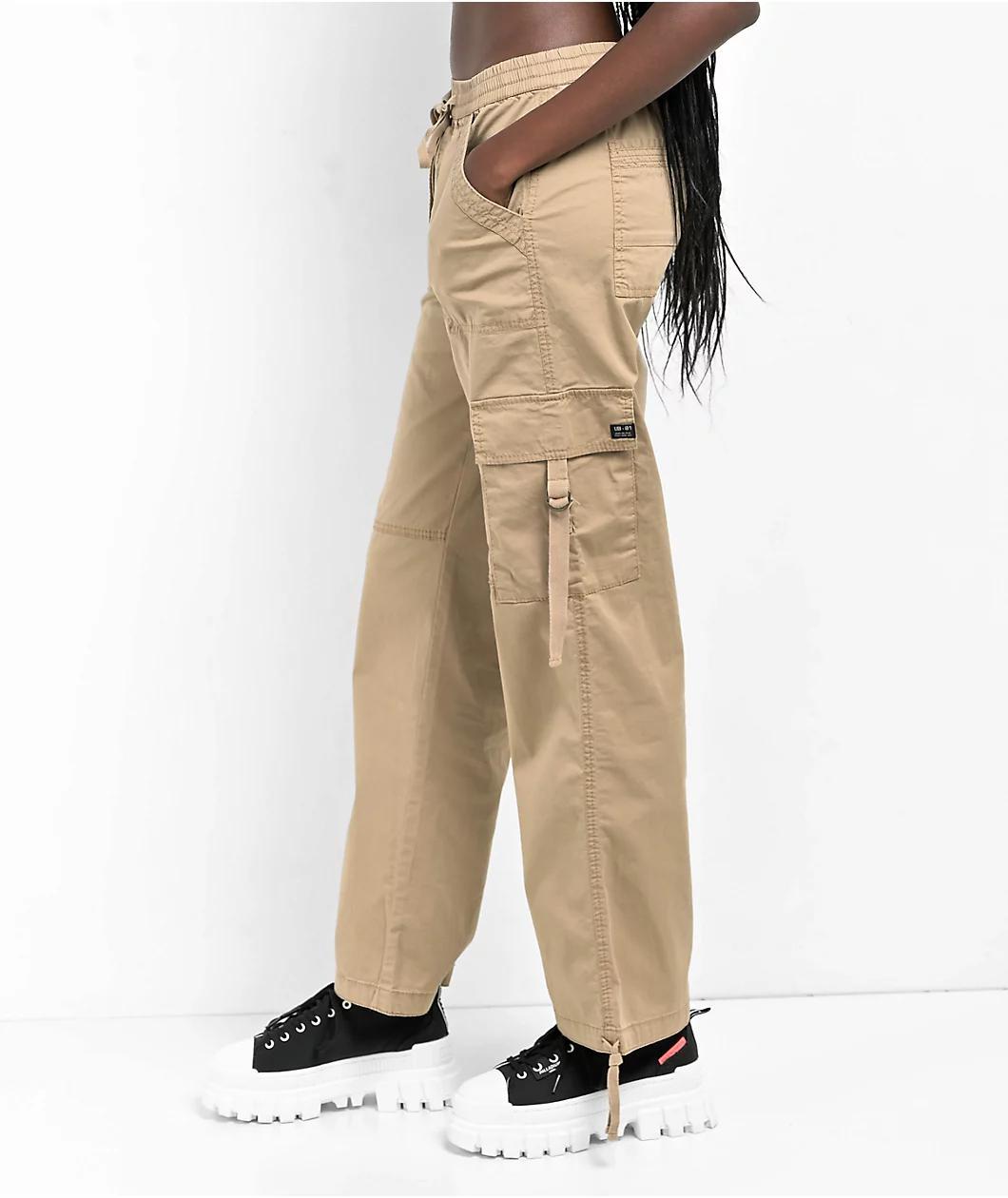 Unionbay Trevor Sandy Brown Cargo Pants Product Image