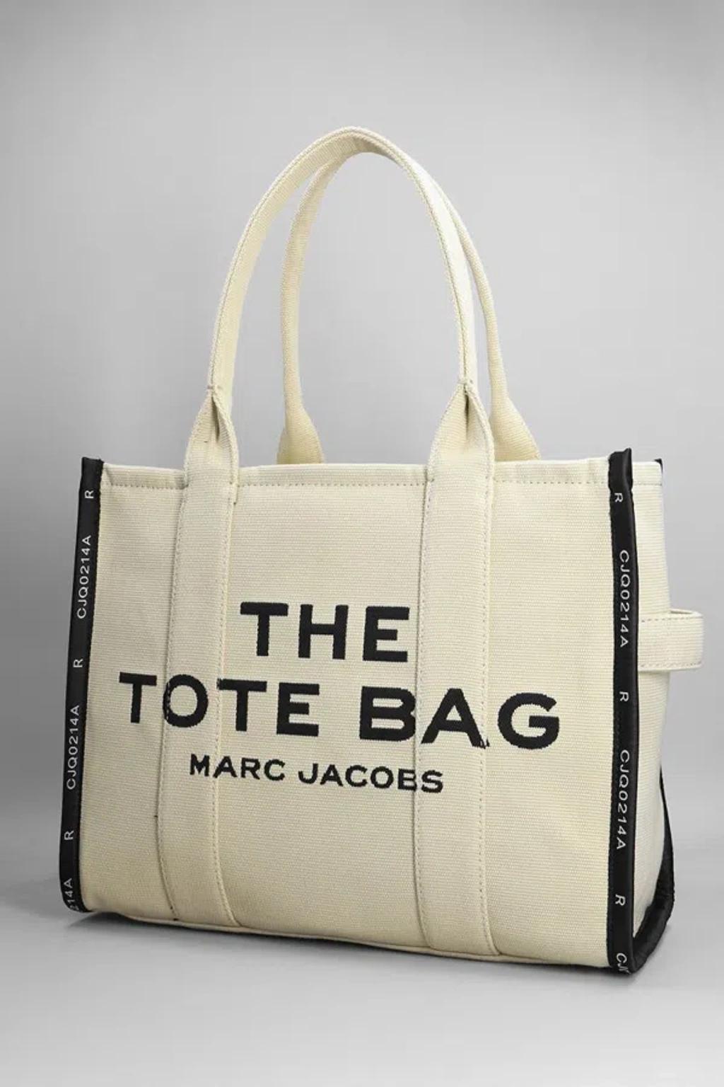 MARC JACOBS Traveler Tote Tote In Beige Product Image