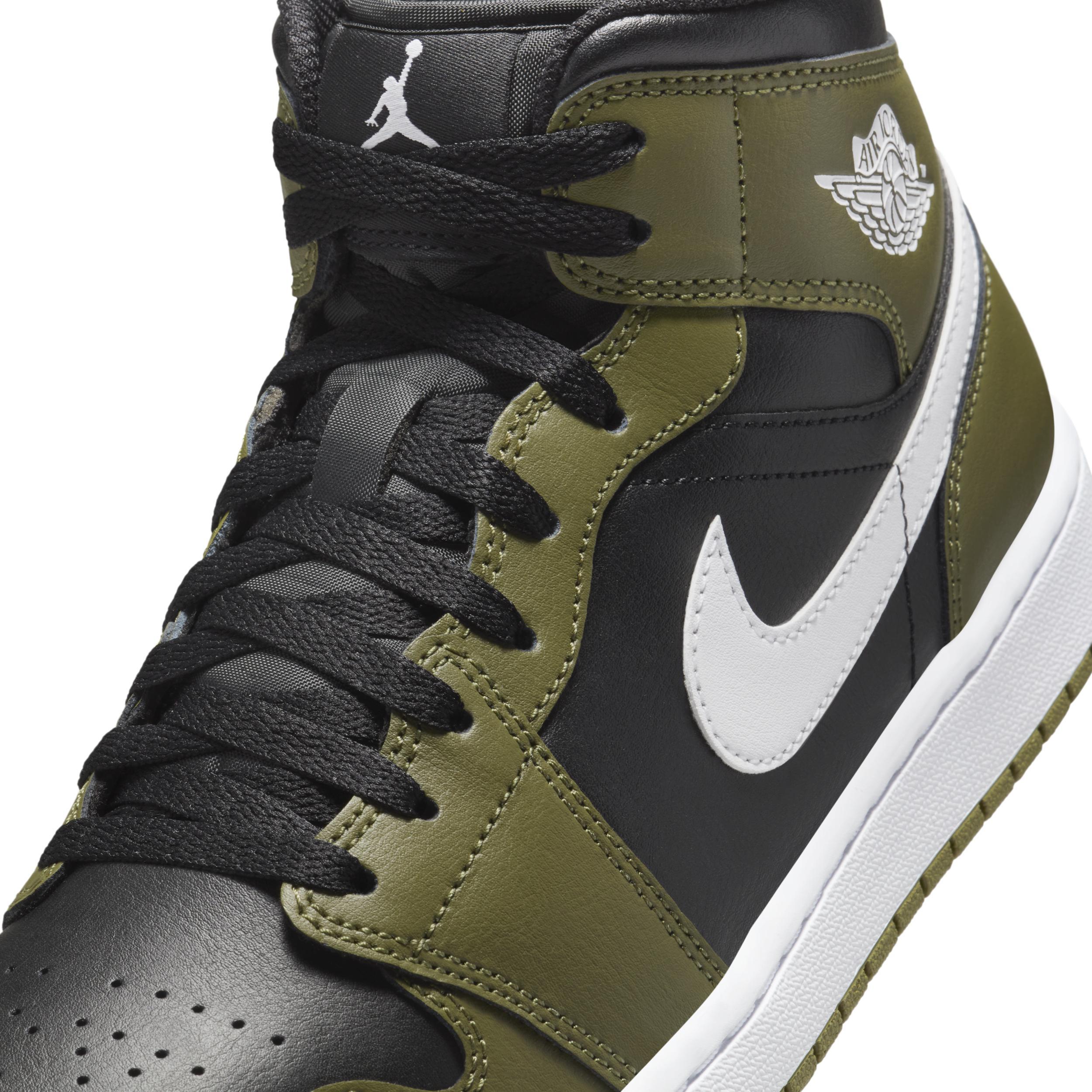 Men's Air Jordan 1 Mid Shoes Product Image