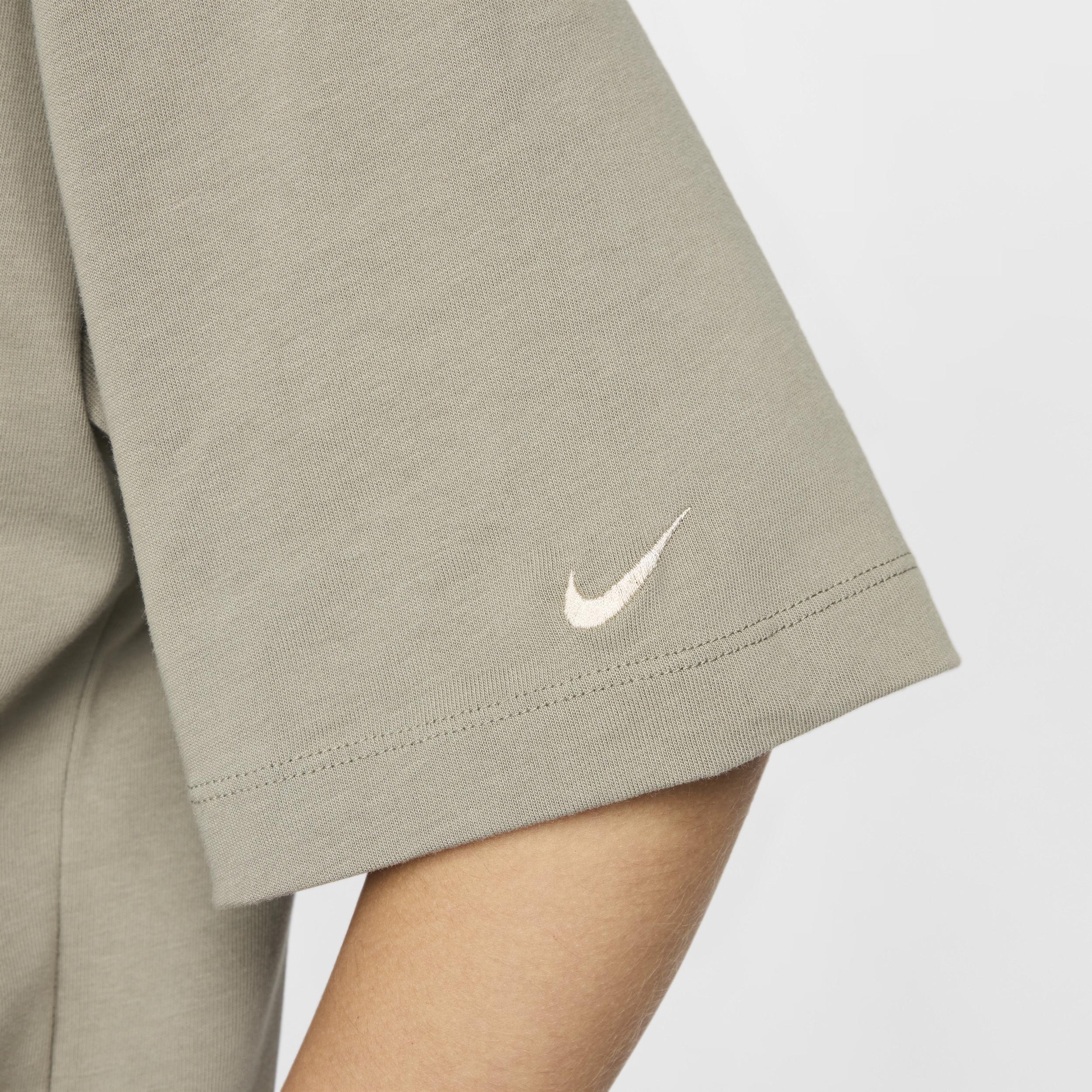 Women's Nike Sportswear Essential Oversized T-Shirt Product Image