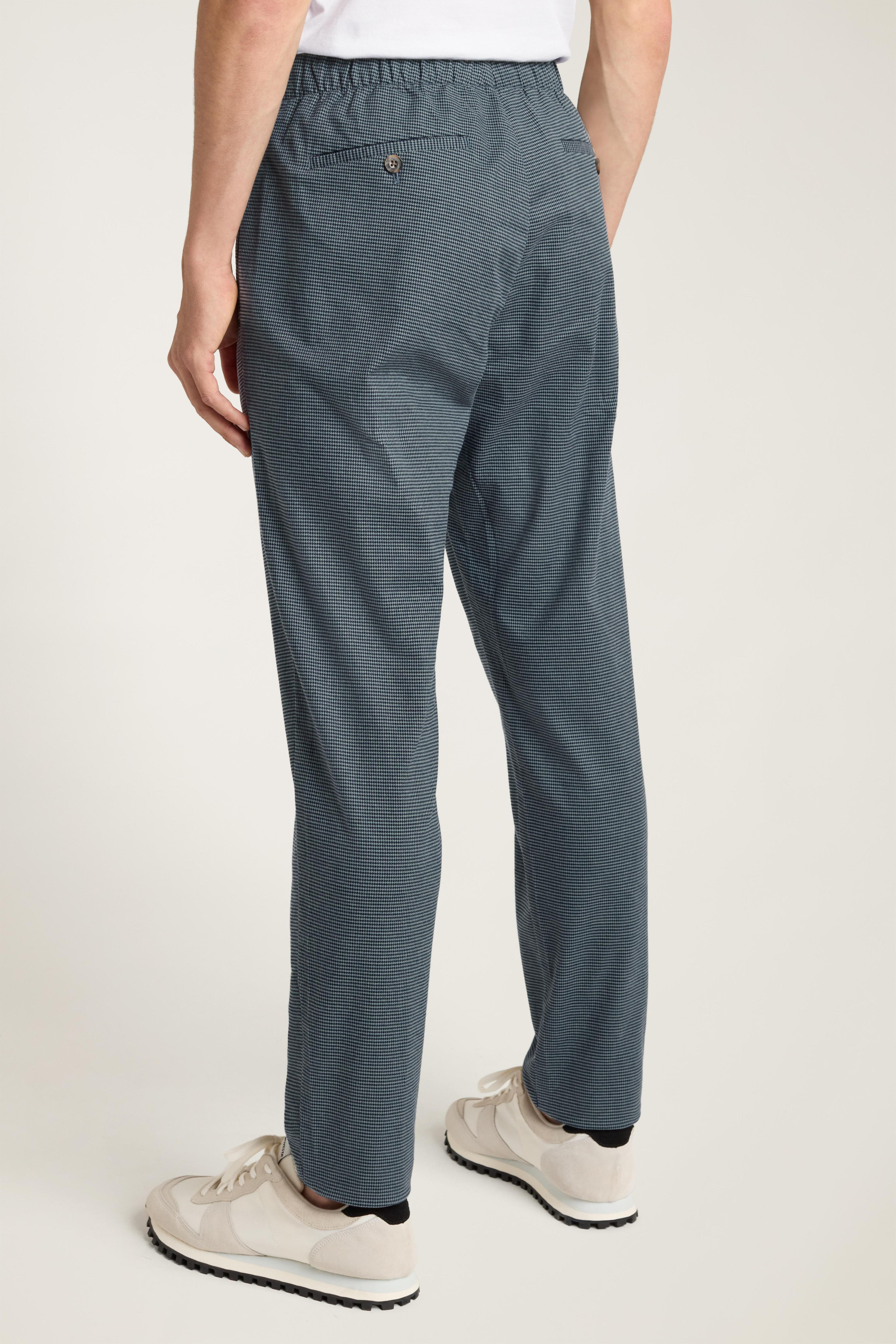 The Off Duty Pant Product Image