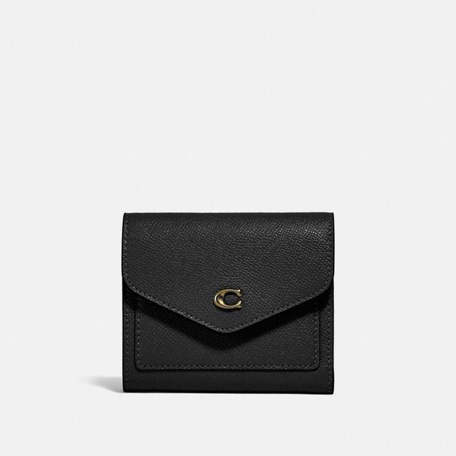 Wyn Small Wallet Product Image