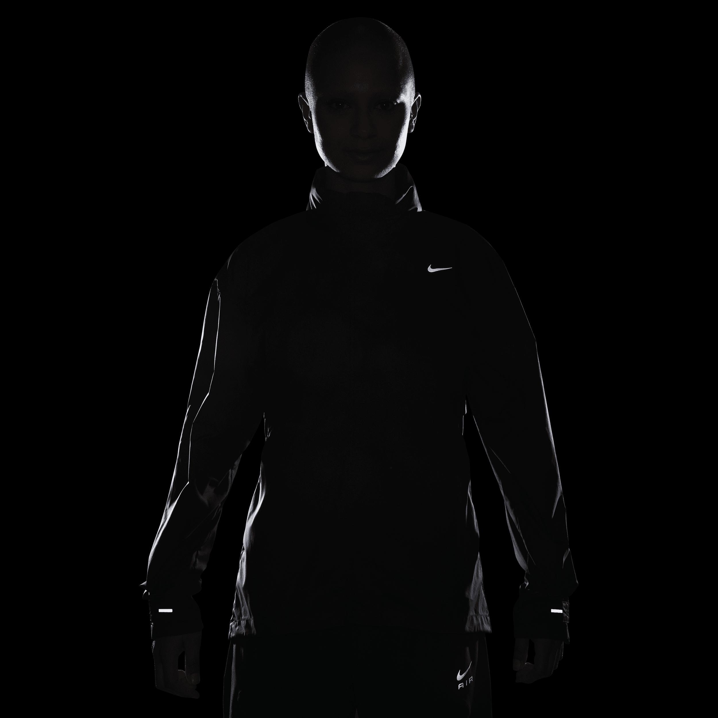 Nike Women's Fast Repel Running Jacket Product Image