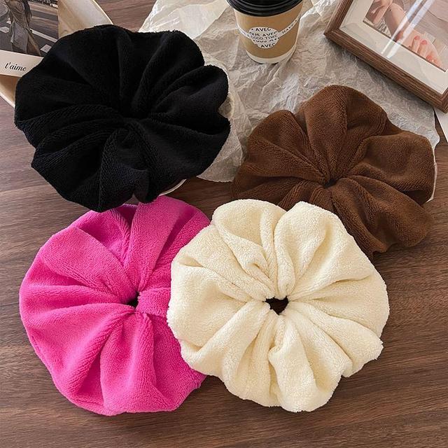 Plain Fleece Scrunchie Product Image