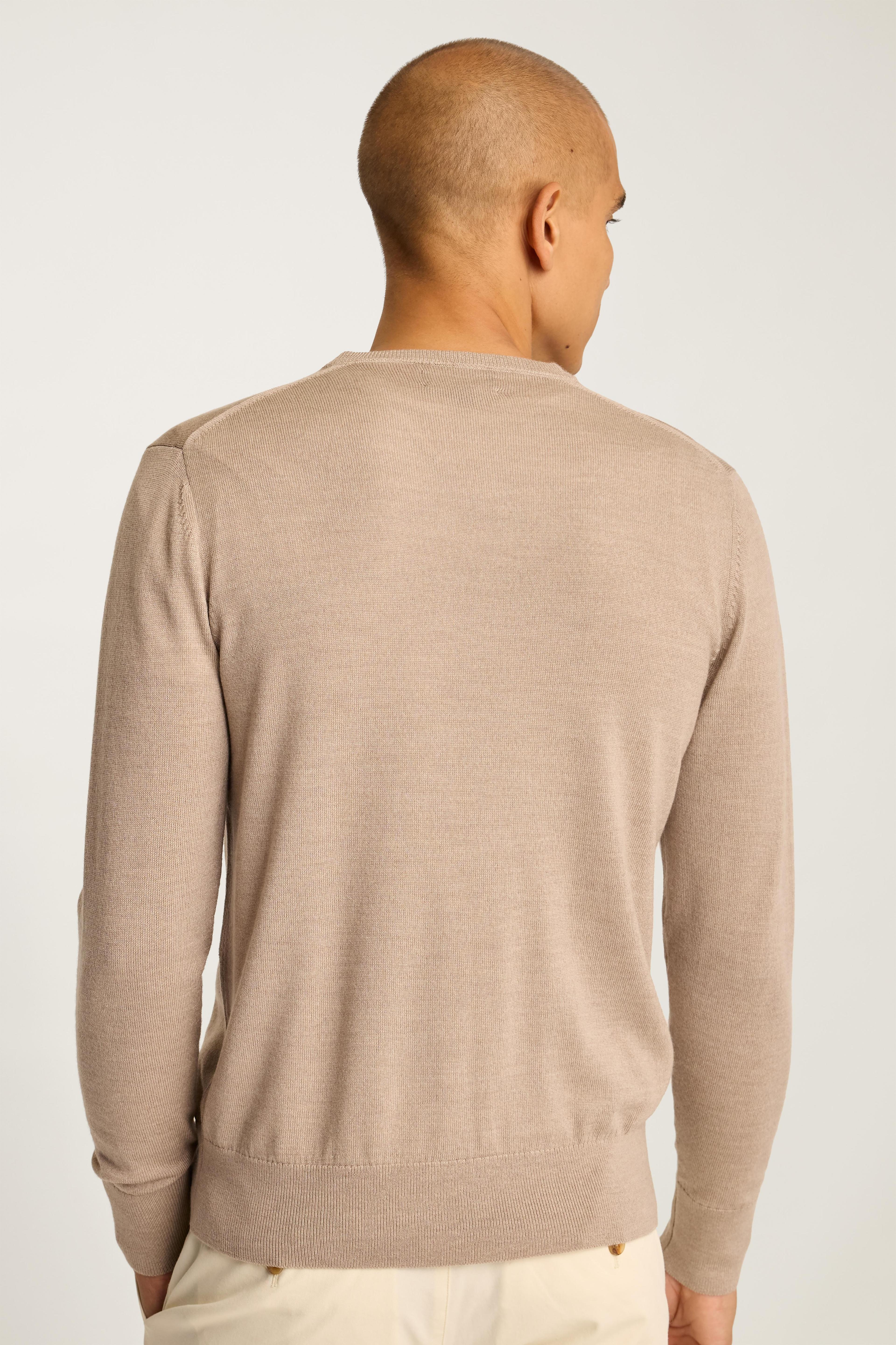 Washable Merino V-Neck Sweater Product Image