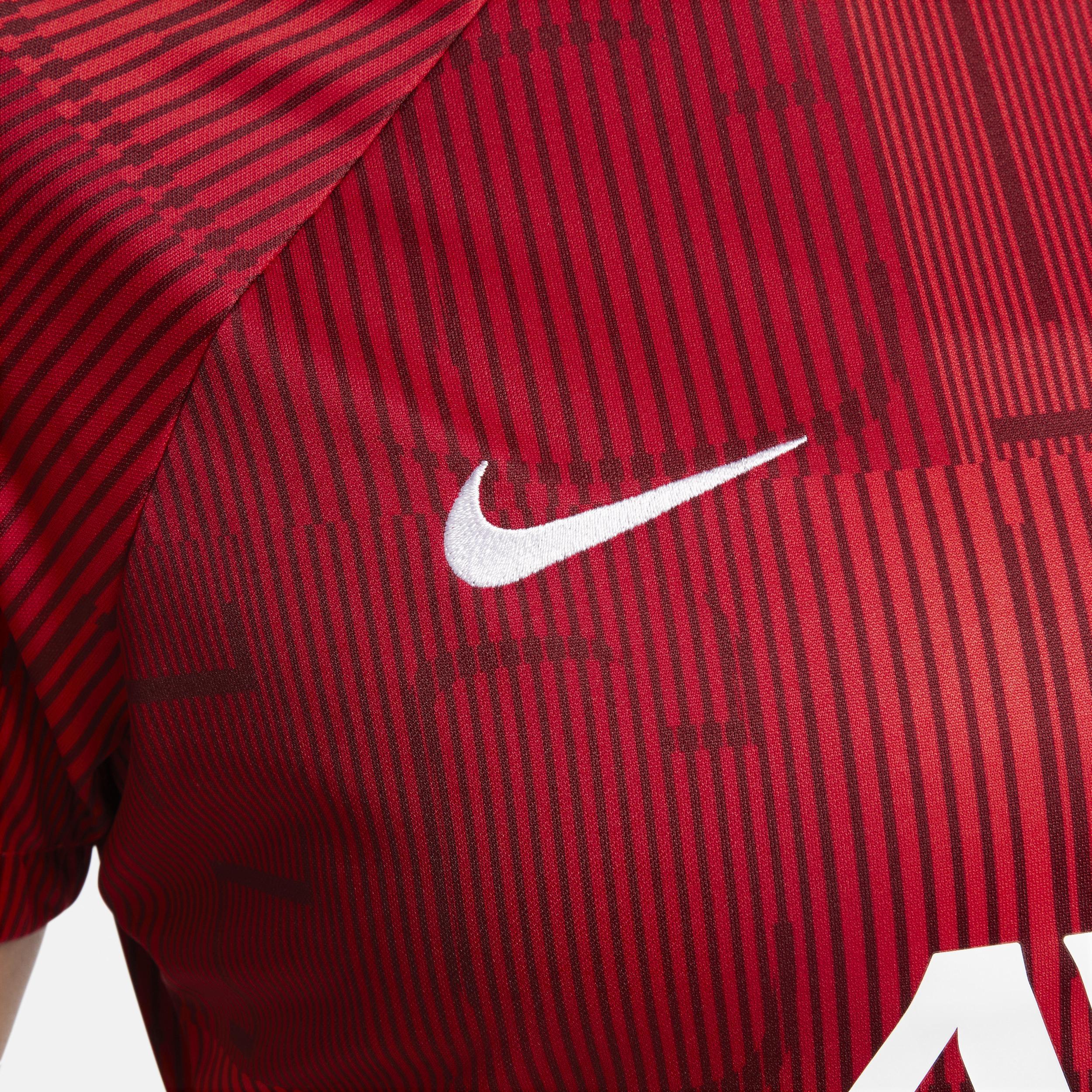 Womens Nike Red Liverpool 2023 Pre-Match Top Product Image